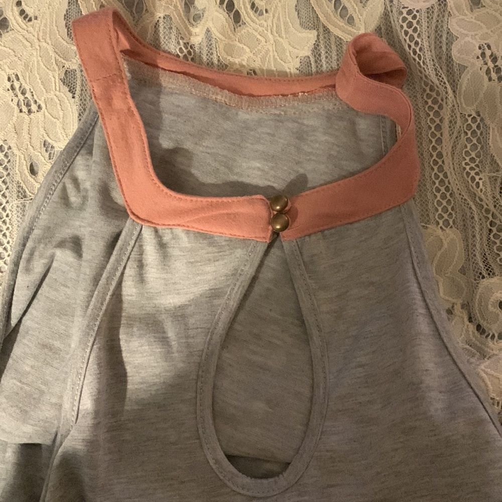 Tailor & Sage laced halter  gray tank top Sz XS - Picture 3 of 4